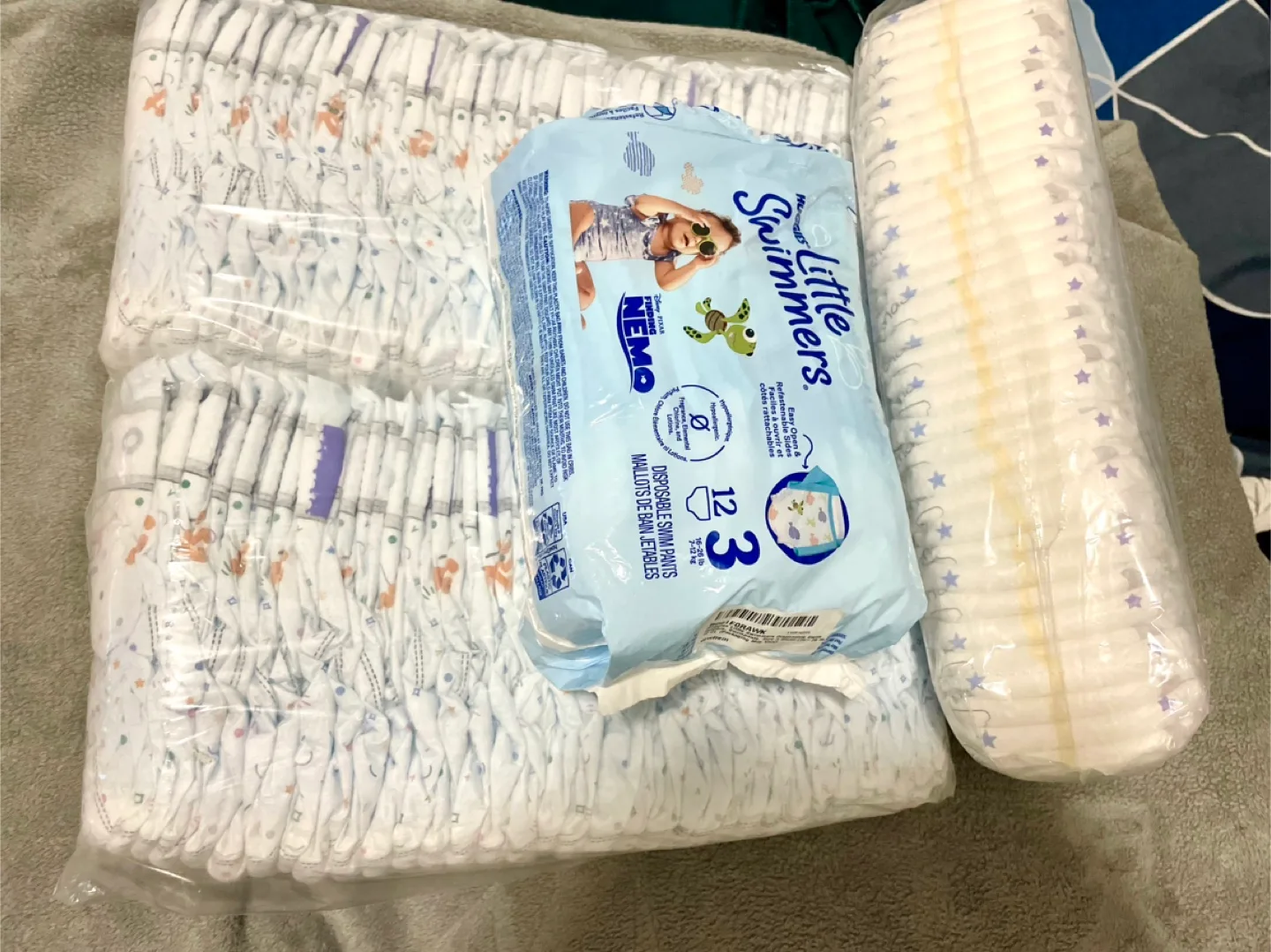 Huggies diapers - size 3 thumbnail