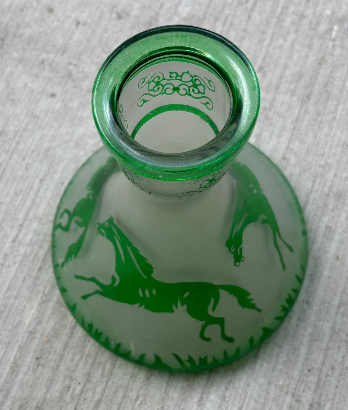 Green Etched Glass Vase with Horses image indicator(3)