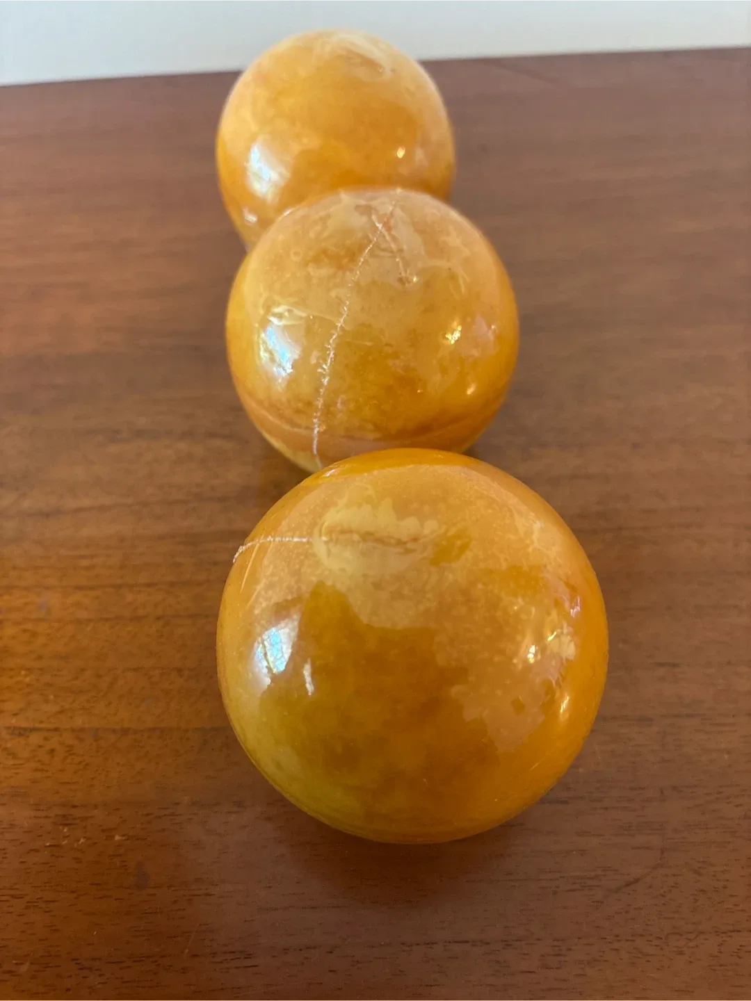 Bill Blass Amber Candles- New- Apple Cider Fragrance image indicator(4)