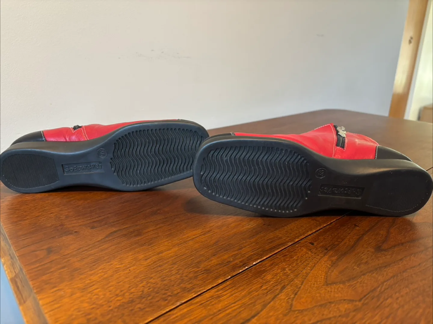 Softwaves Red Leather Ankle Boots image indicator(7)