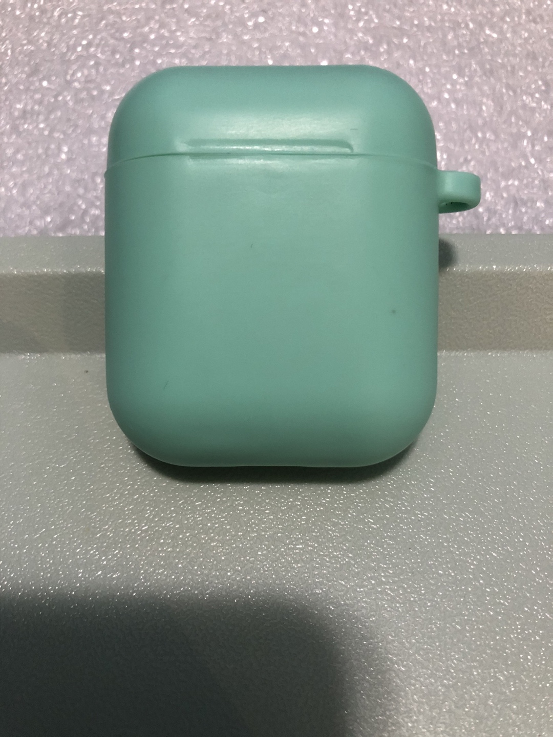 AirPods 2nd Gen Charging Case with Green Silicone Cover - photo 3