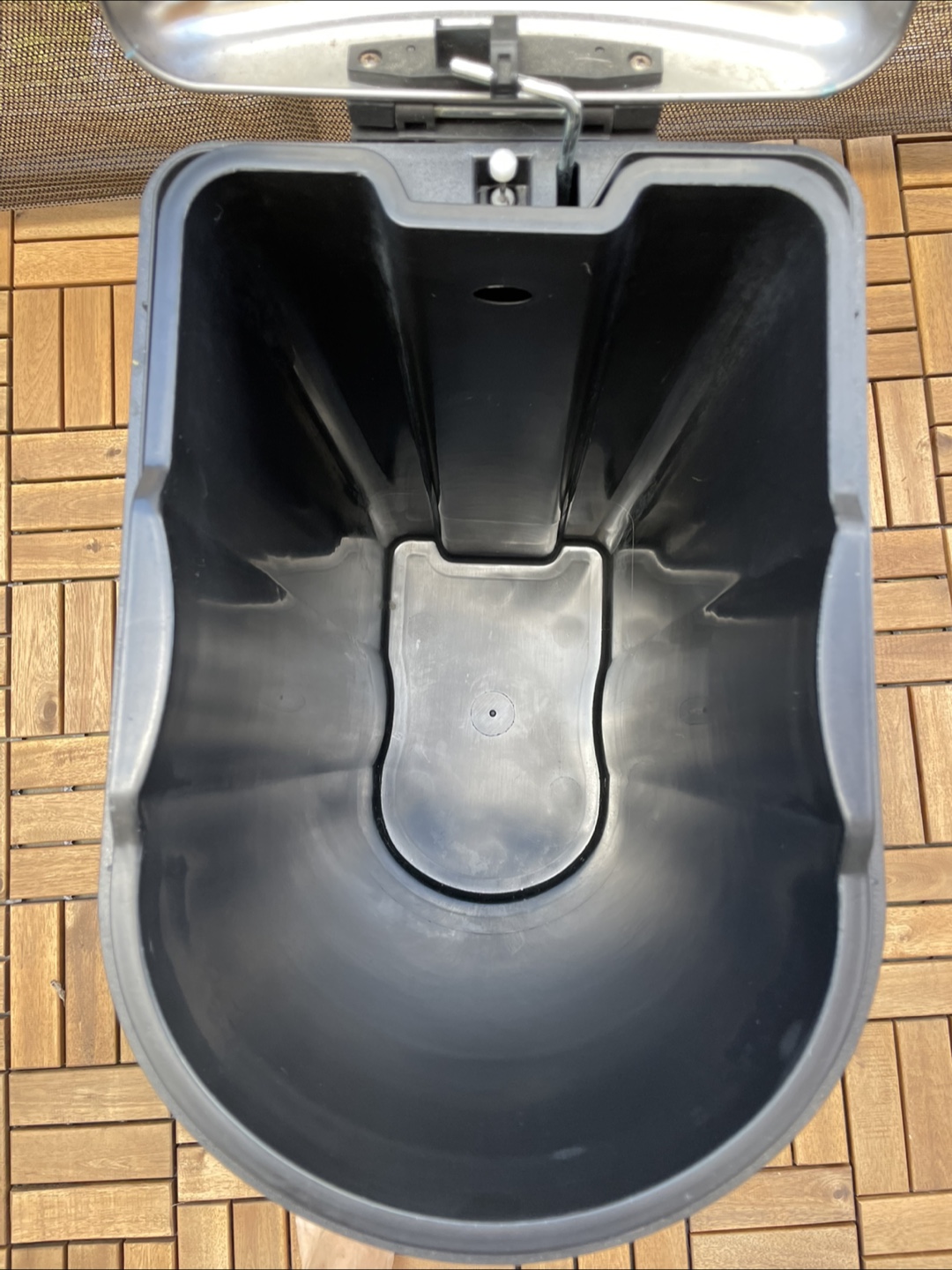 Stainless Steel Step Trash Can 10.5 gallon - photo 3