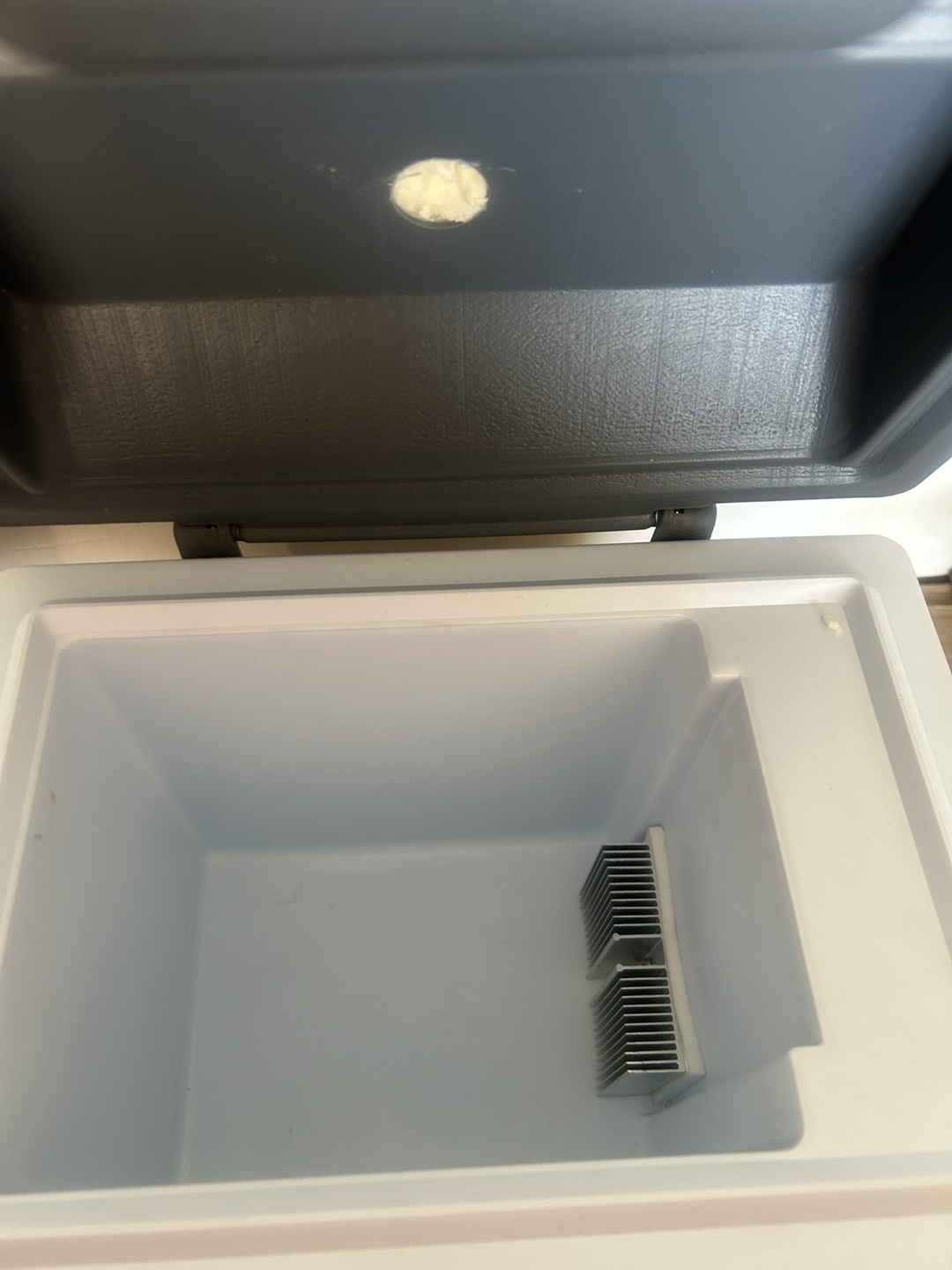 Koolatron Traveller III 12V Thermoelectric Cooler/Warmer - photo 4