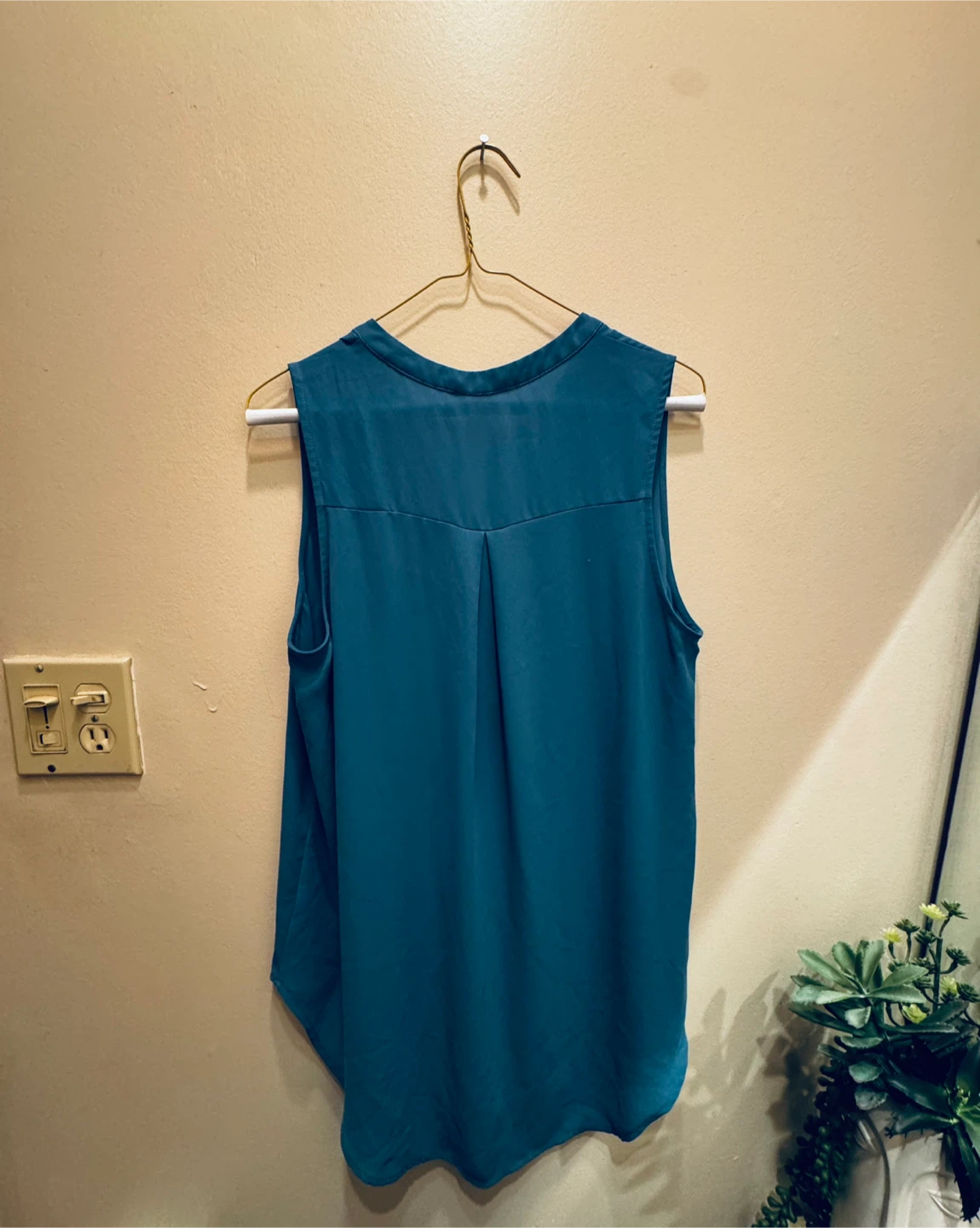 Lush Teal Sleeveless Blouse - photo 2