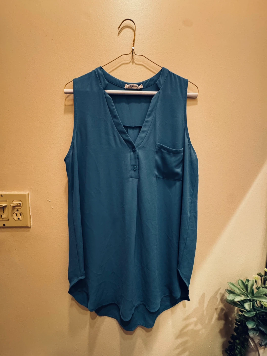 Lush Teal Sleeveless Blouse