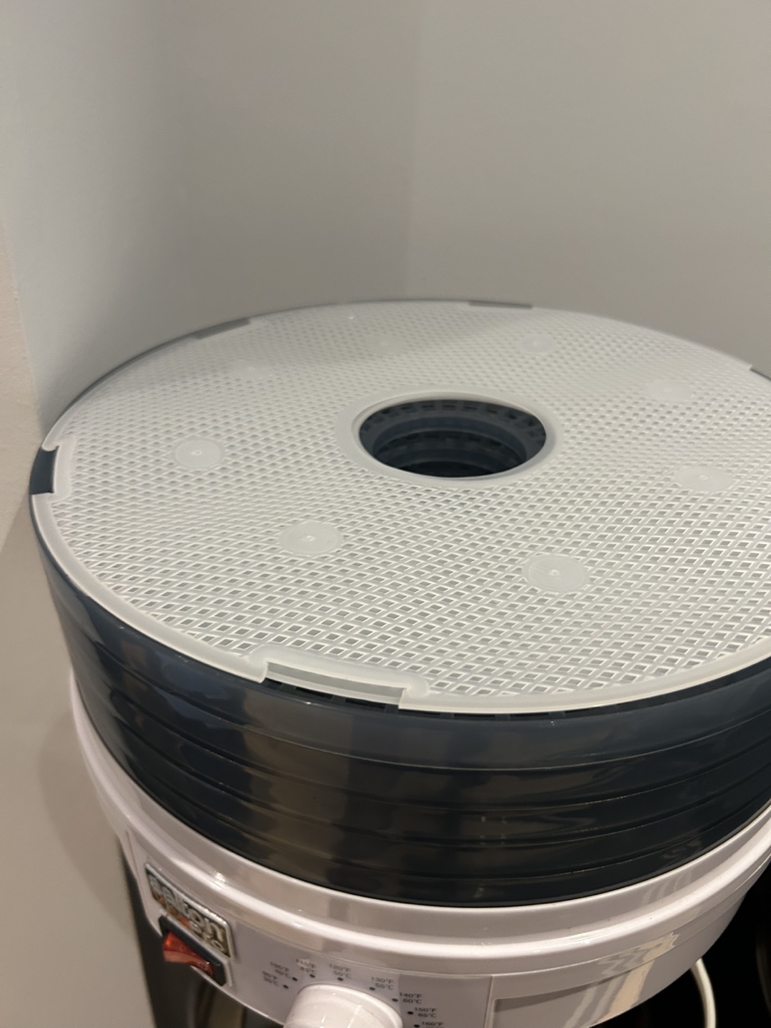 Salton VitaPro Food Dehydrator - photo 3