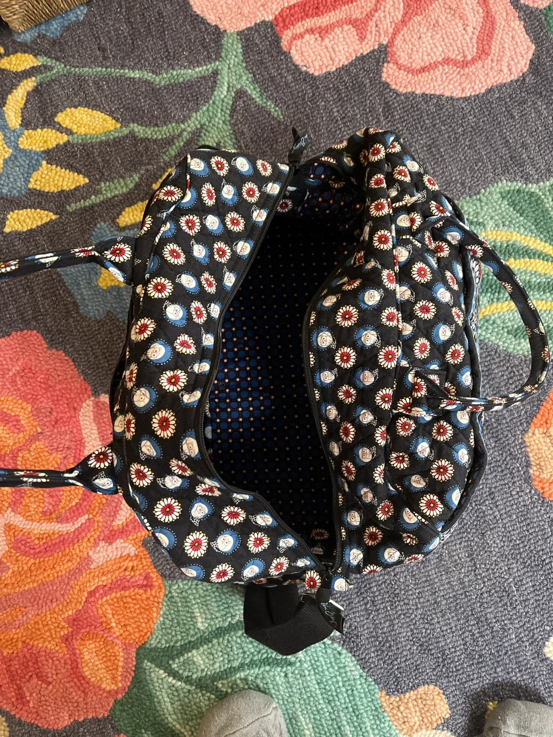 Vera Bradley Black & Navy @ Maroon Dufflebag image indicator(3)
