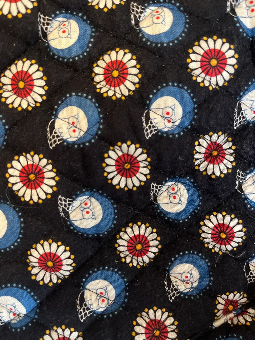 Vera Bradley Black & Navy @ Maroon Dufflebag image indicator(7)