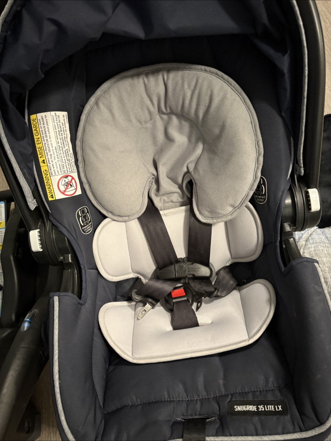 Graco SnugRide 35 Lite LX Infant Car Seat with winter cover - photo 5