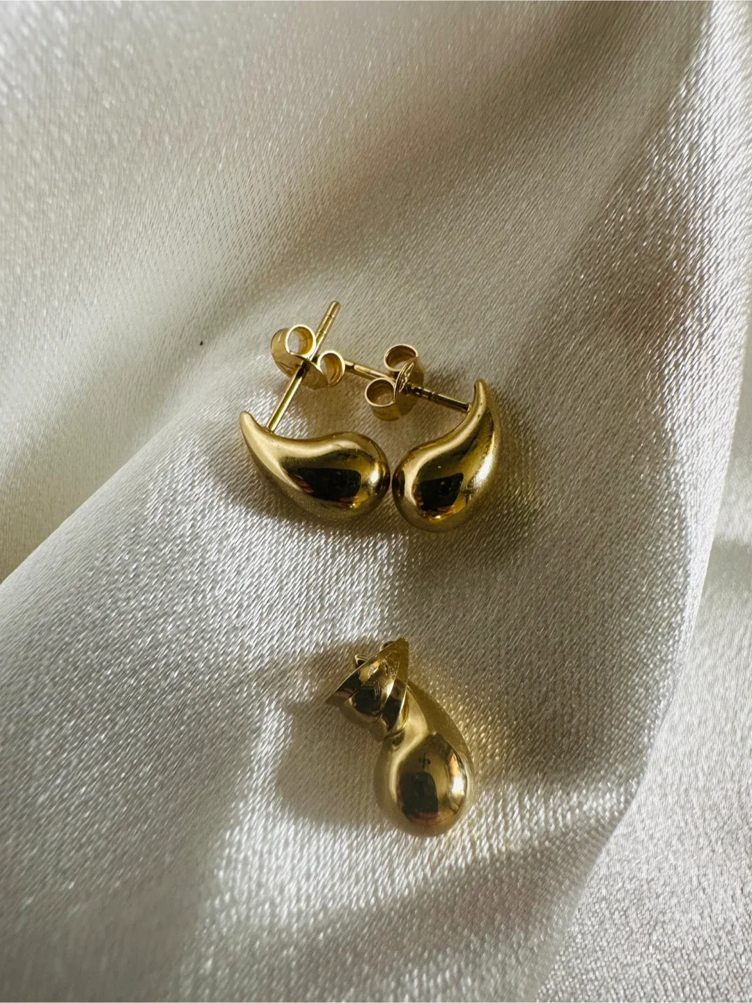 18K teardrop earrings and pendant-open for lay away 1 month image indicator(2)