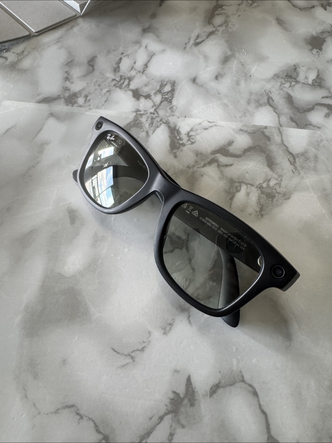 Ray-Ban Meta Wayfarer Smart Glasses - Matte Black - photo 2