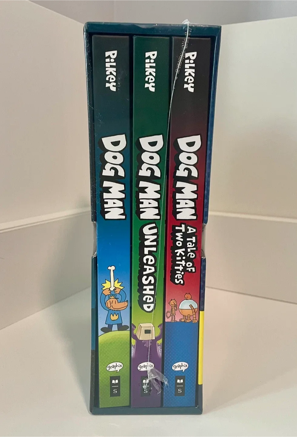 New Dog Man The Epic Collection (3 Books) image indicator(2)