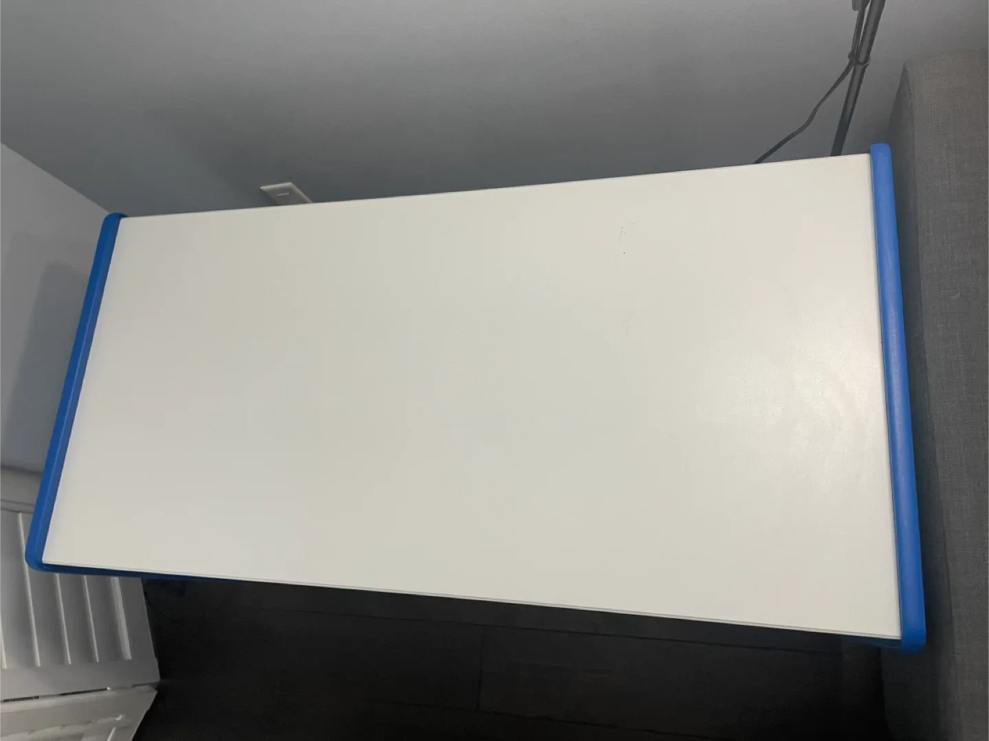 Double sided Kids' Blue & White Rolling Shelf image indicator(3)