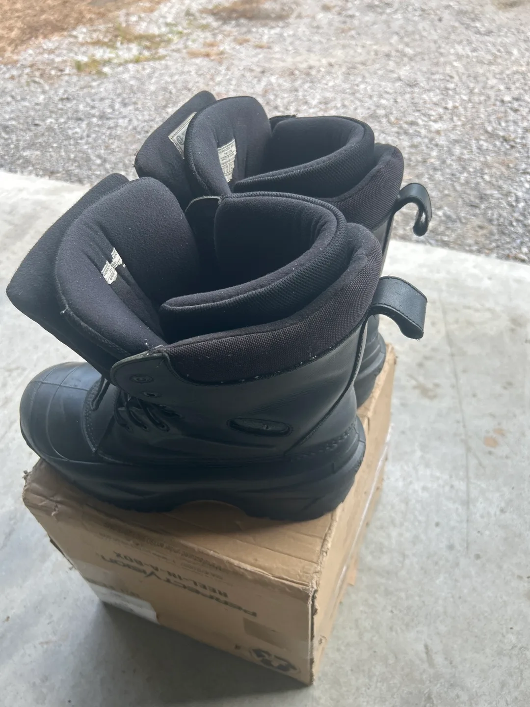 13 Winter work boots thumbnail