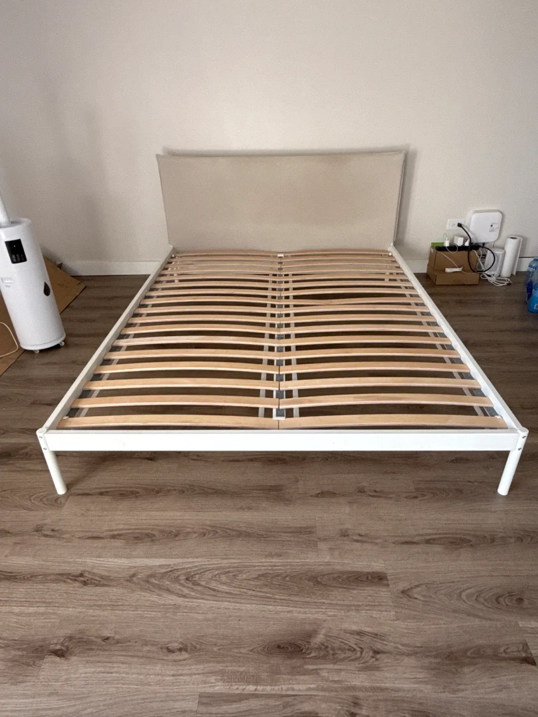 IKEA KLEPPSTAD Bed frame, white/Vissle beige, Queen image indicator(5)
