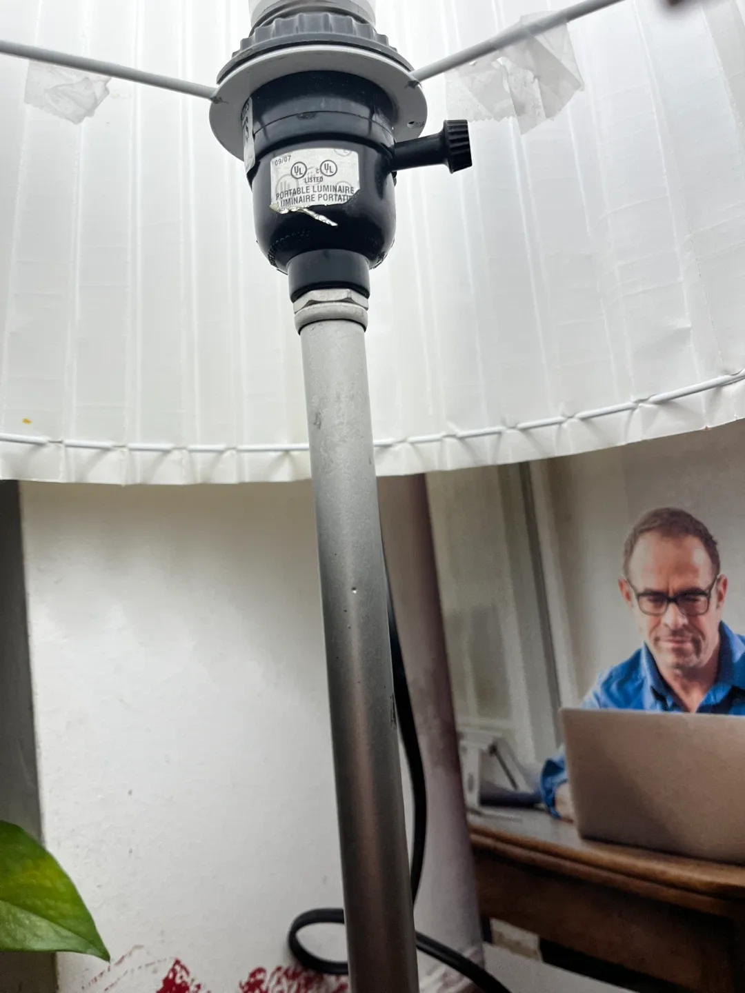 Table Lamp with Metal Base image indicator(2)