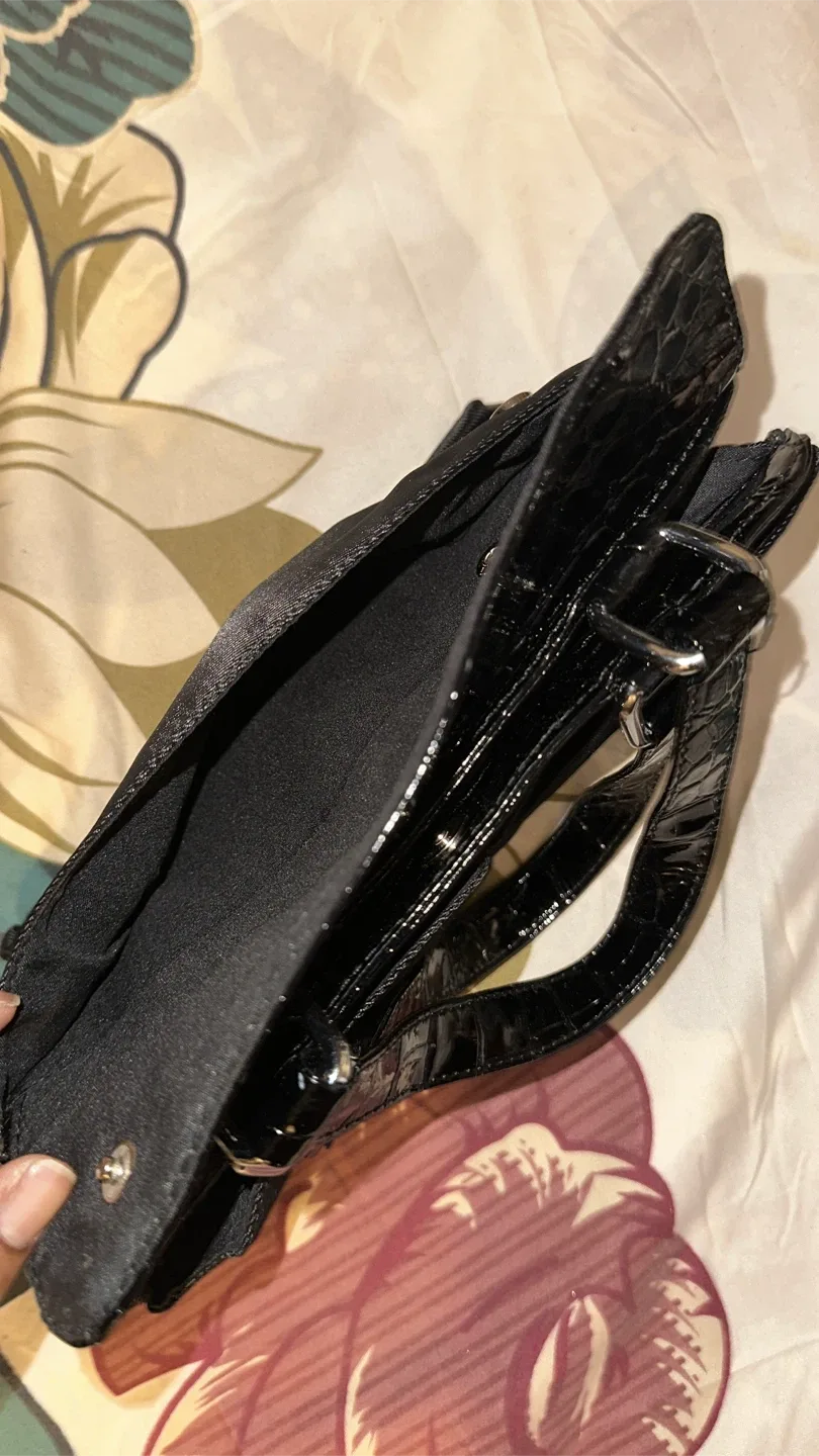 Country Chic 4pc Curate Style Black Handbag image indicator(8)