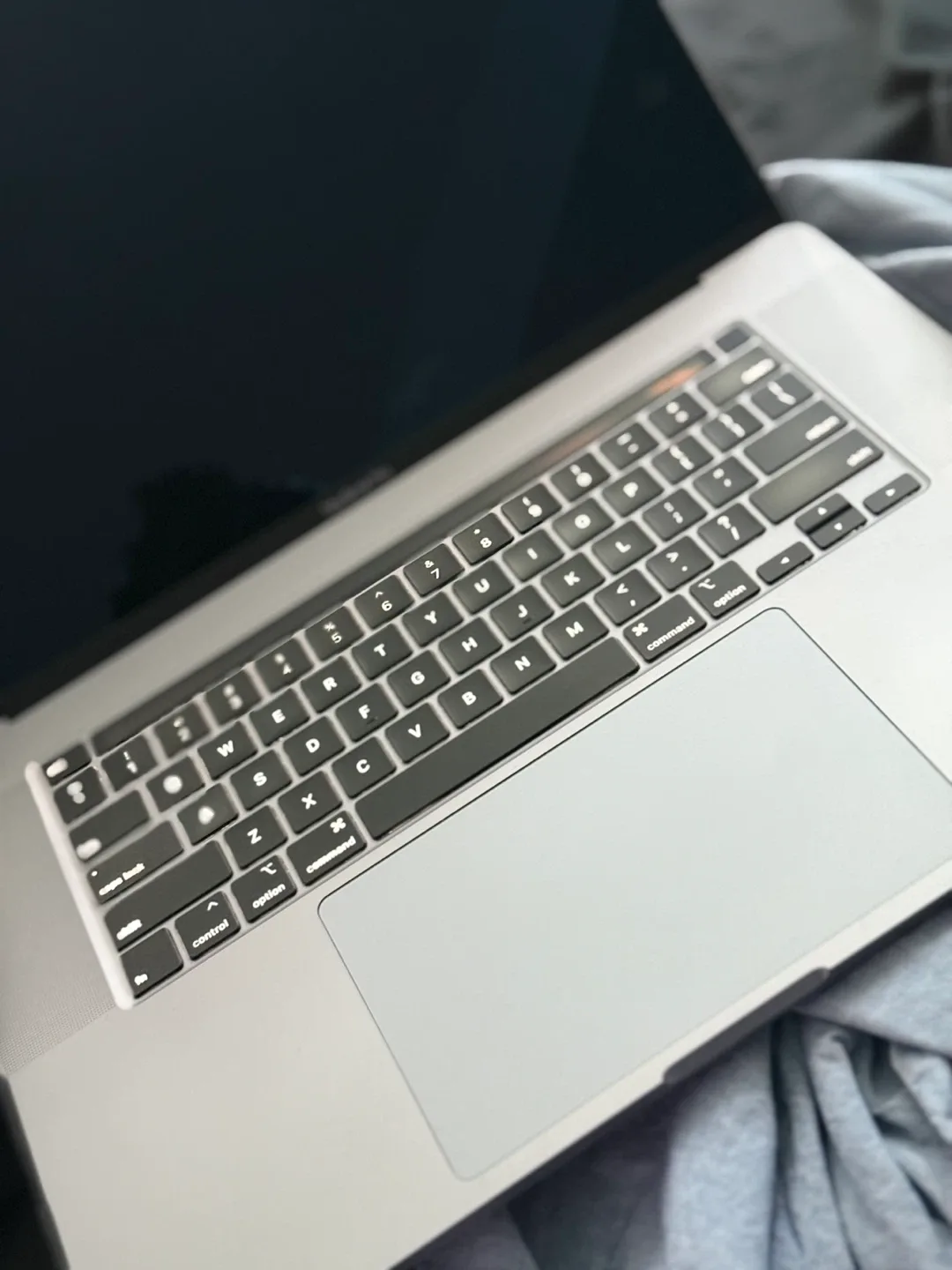 MacBook Pro image indicator(5)