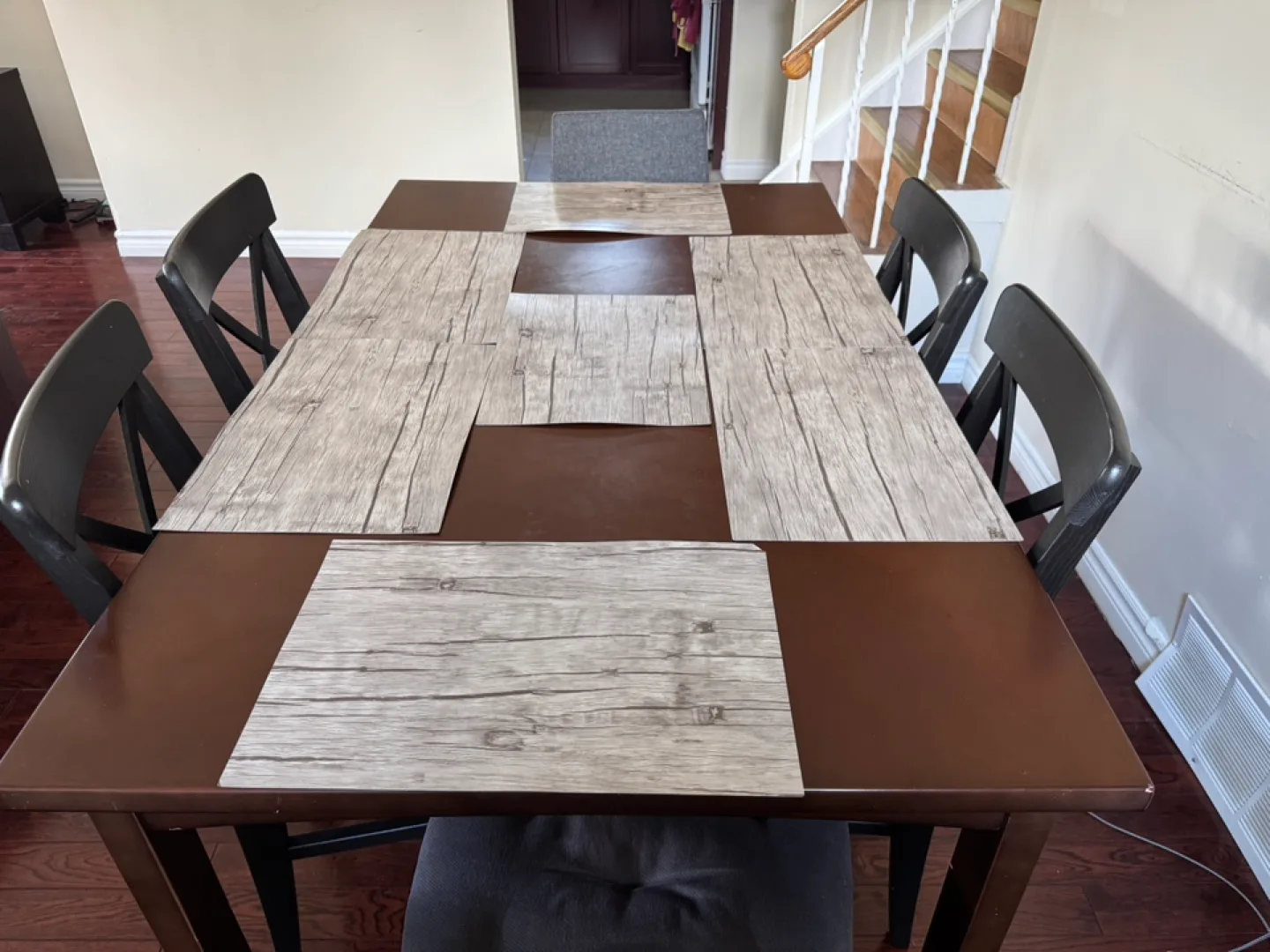 Dining Table for 6 - Brown image indicator(5)