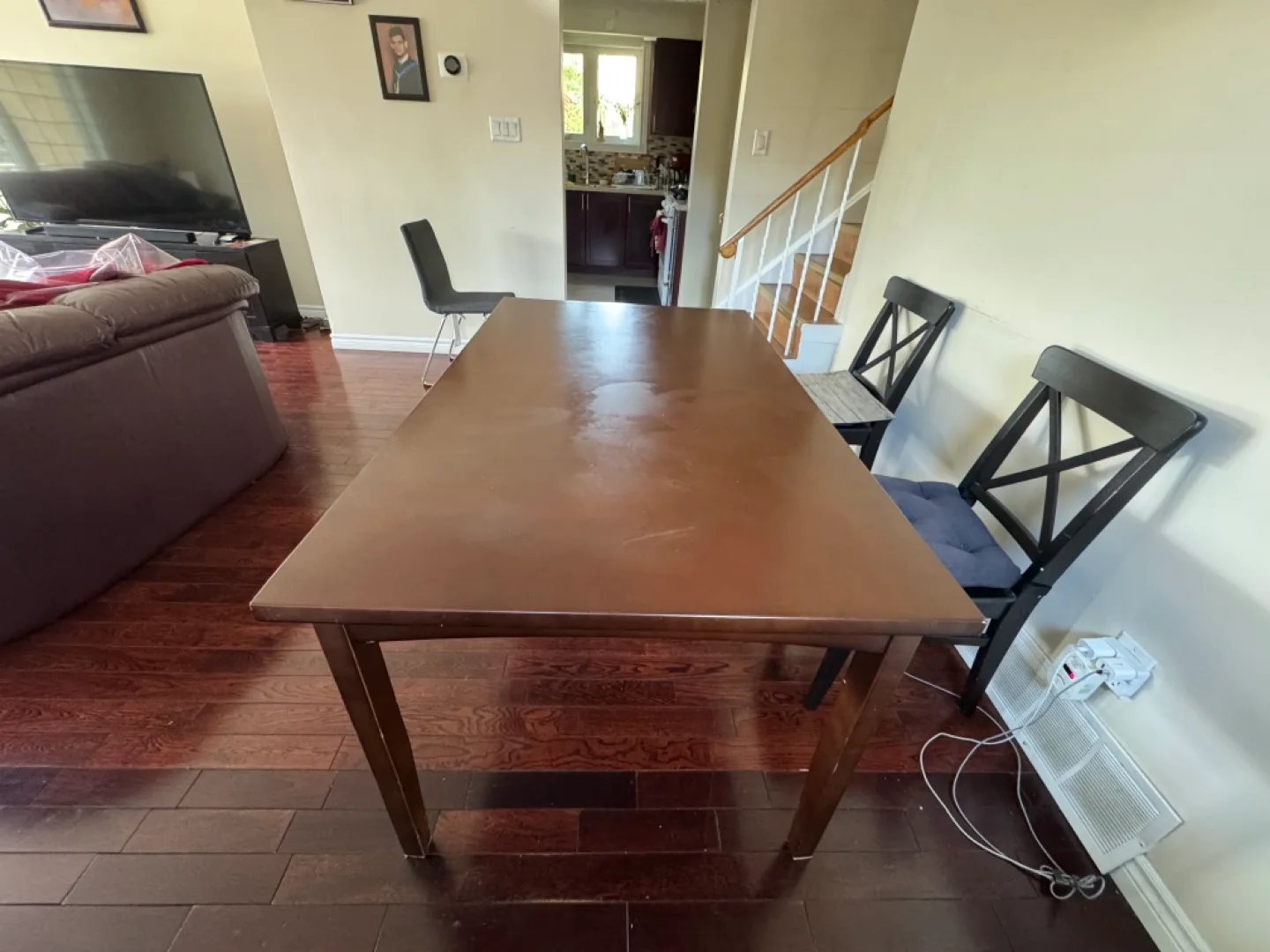 Dining Table for 6 - Brown image indicator(7)