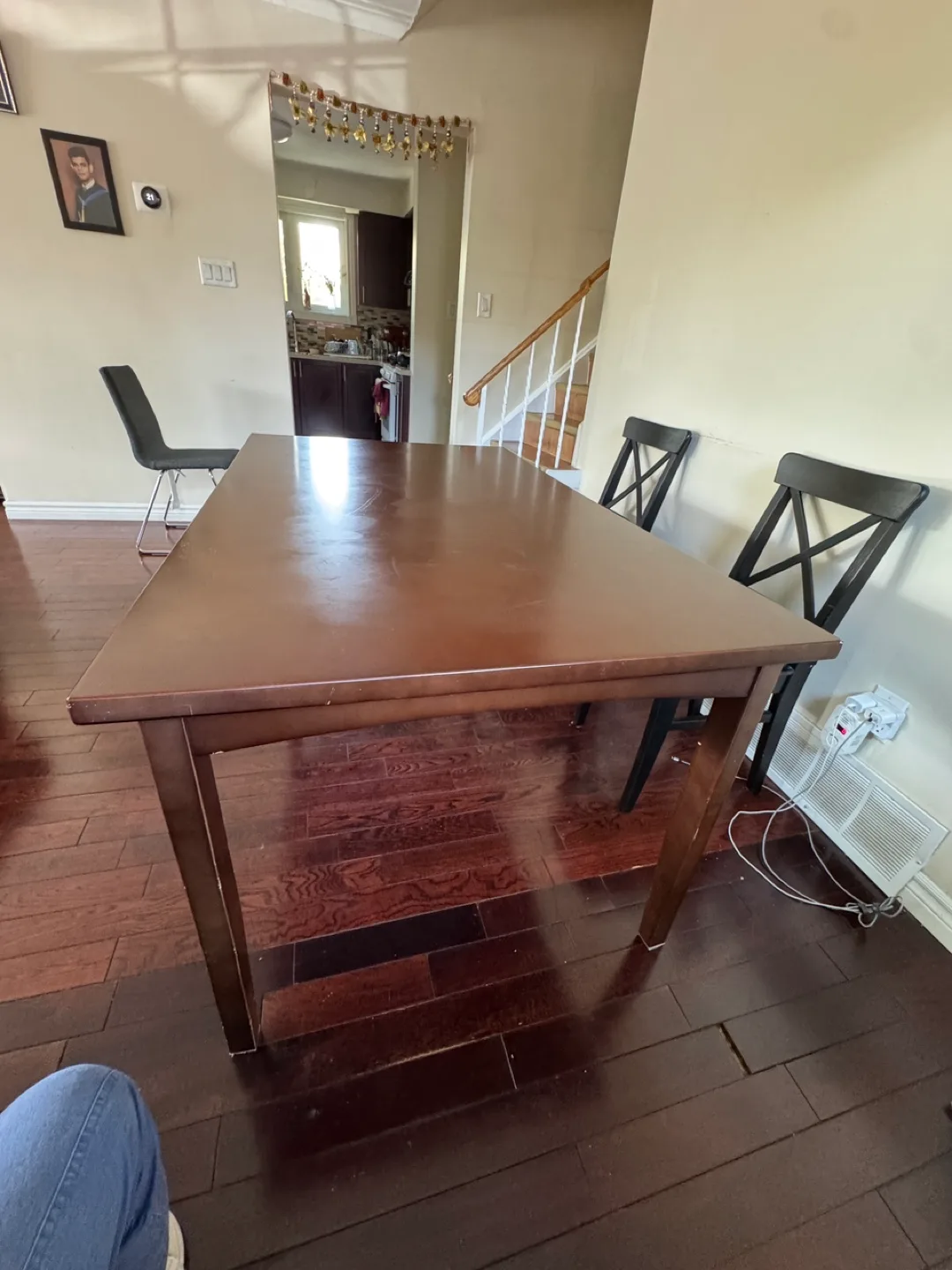 Dining Table for 6 - Brown image indicator(8)