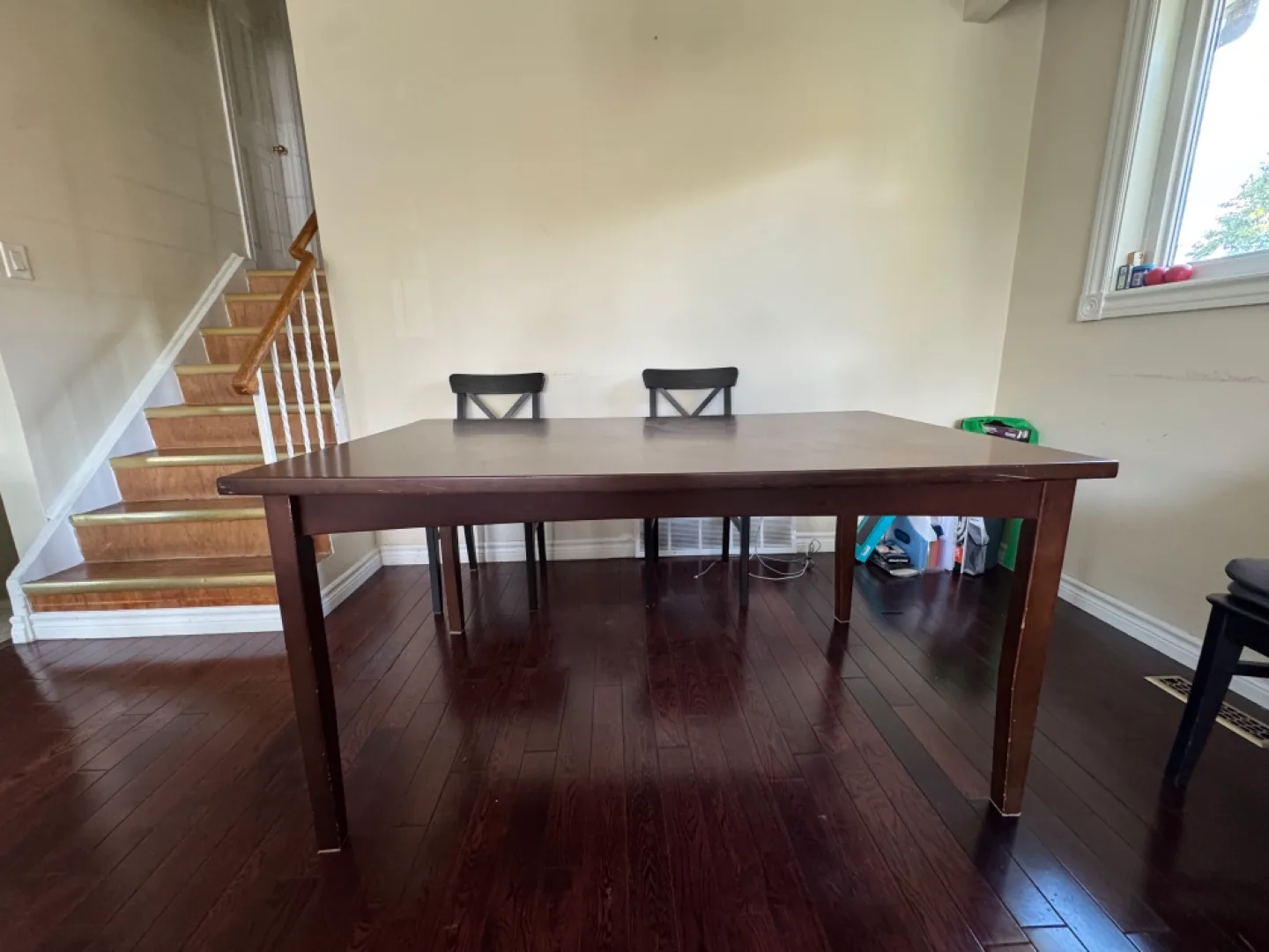 Dining Table for 6 - Brown image indicator(10)