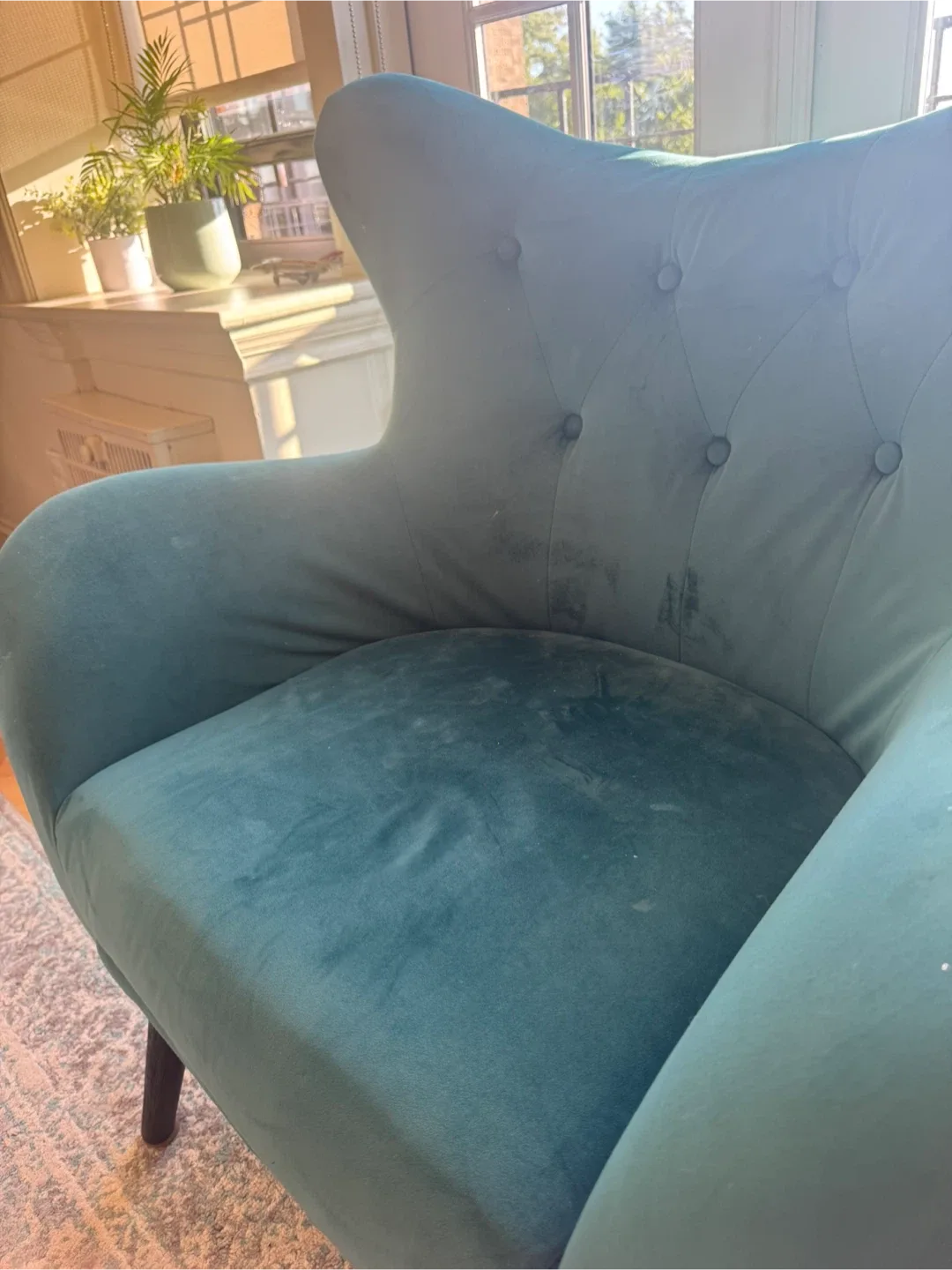 FREE Green Velvet Accent Chair image indicator(2)