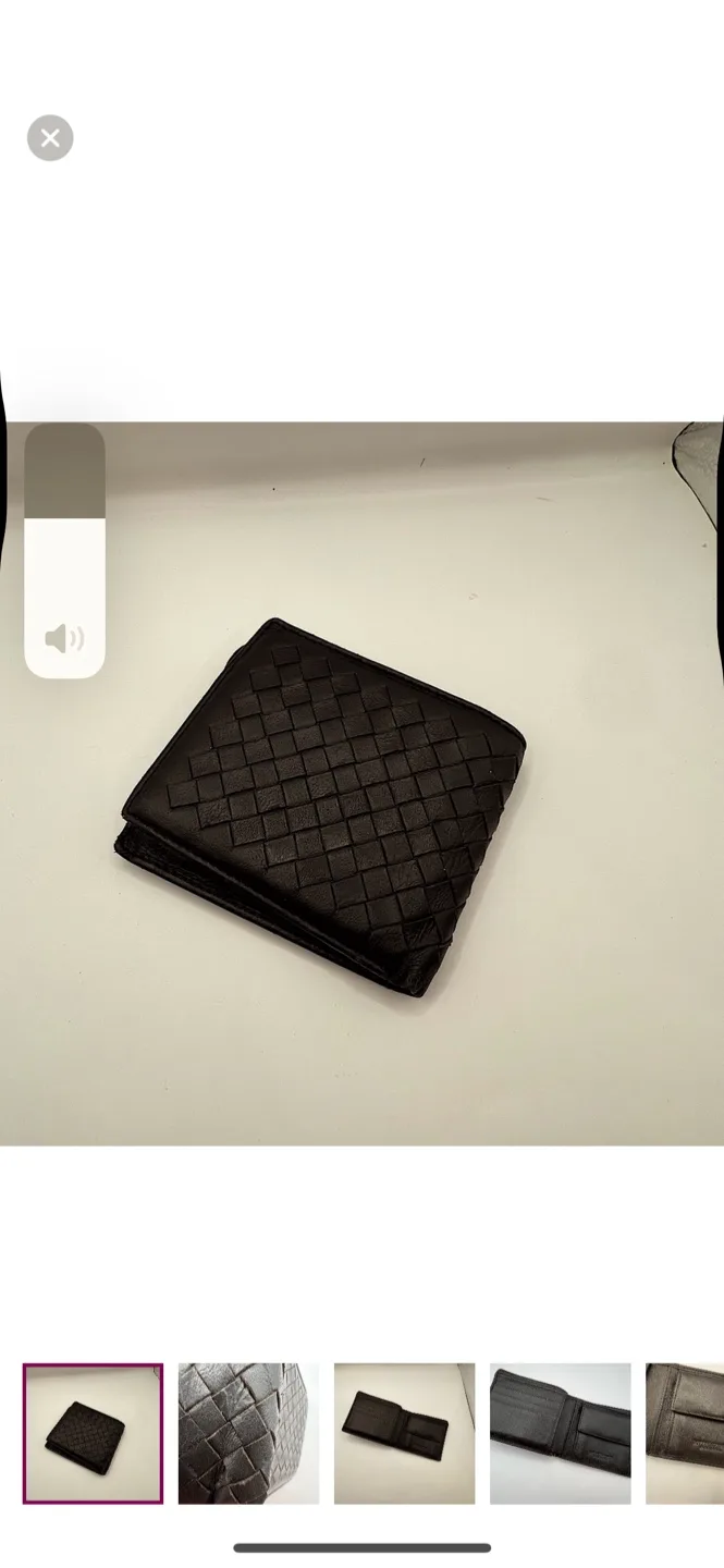 Bottega Veneta Leather Wallet thumbnail