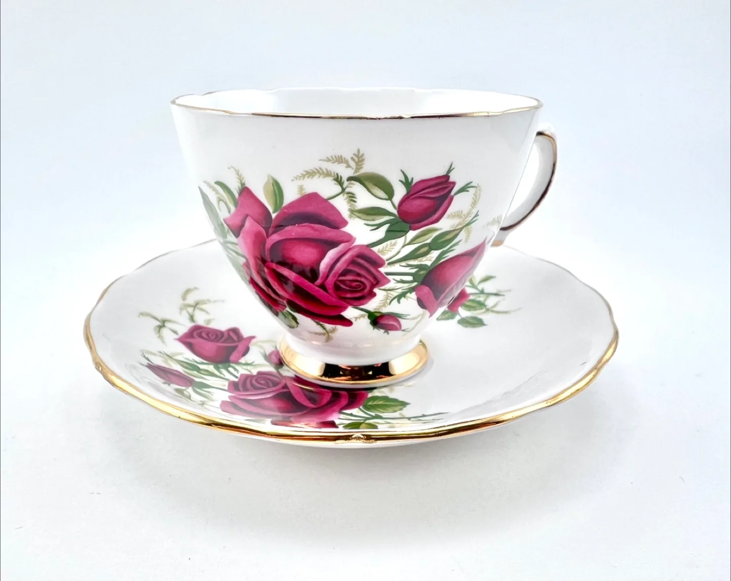 Colclough roses teacup thumbnail