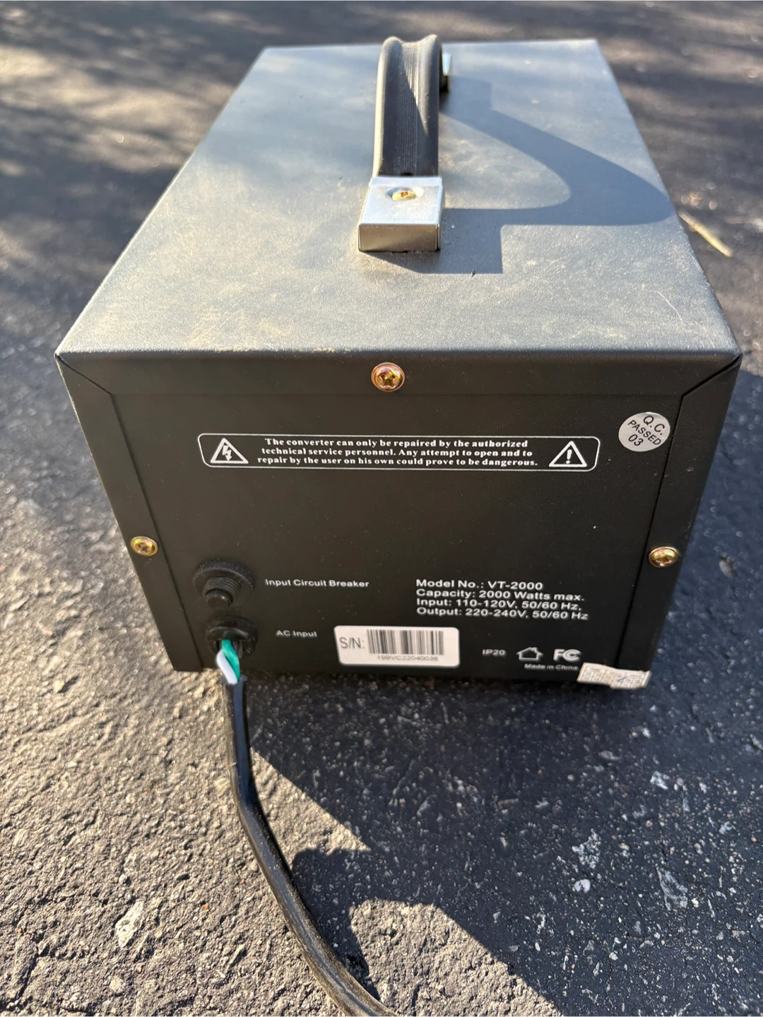 Seyas VT-2000 Voltage Converter - photo 3