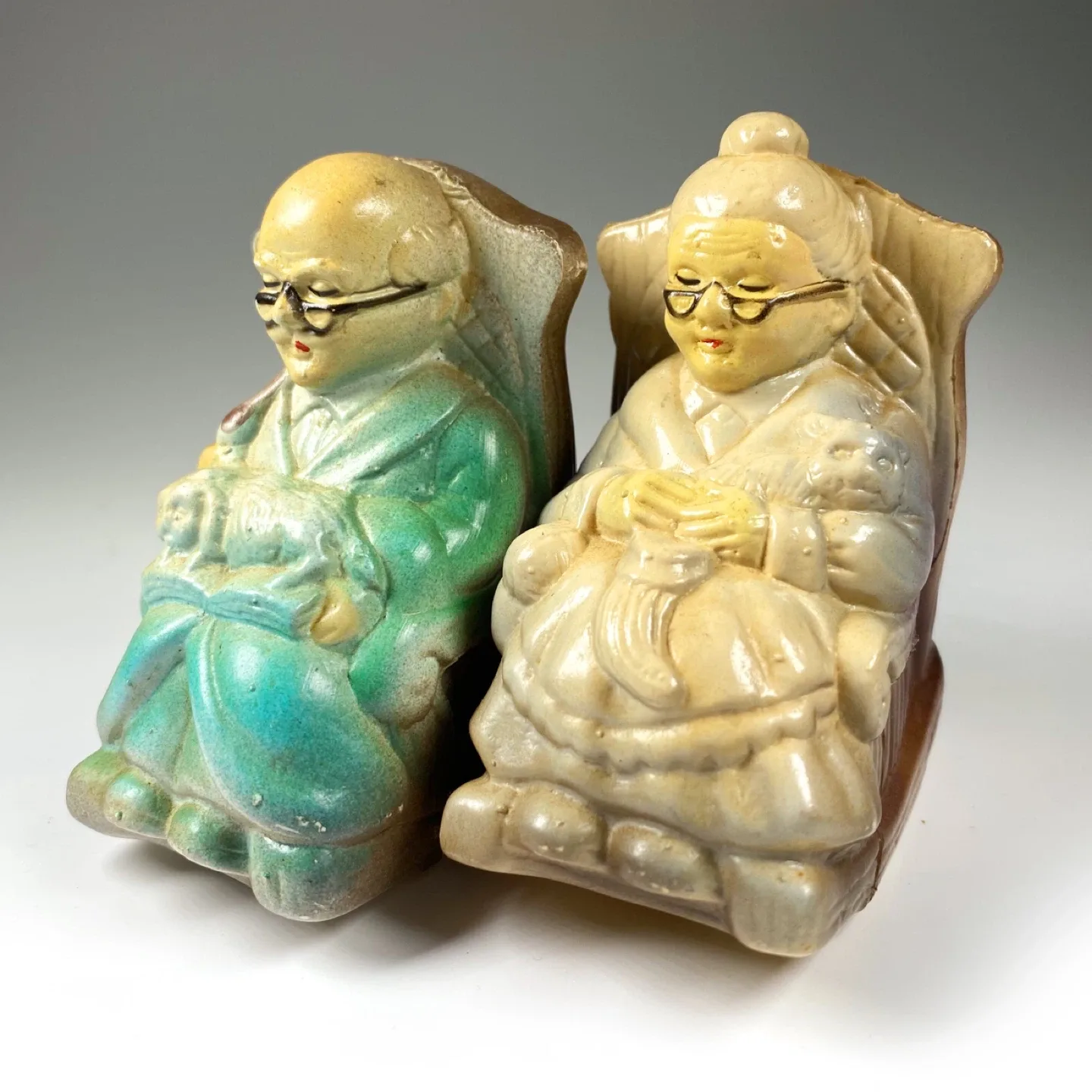 Vintage Grannycore S&P Shakers thumbnail