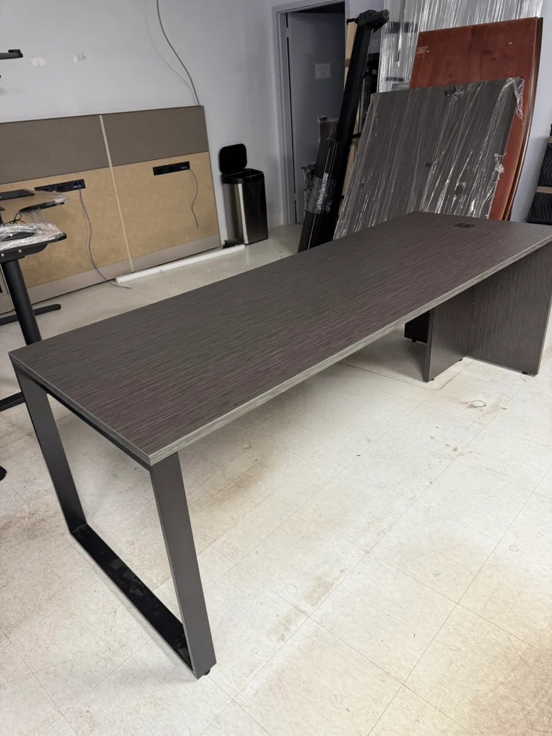 Large office desk thumbnail
