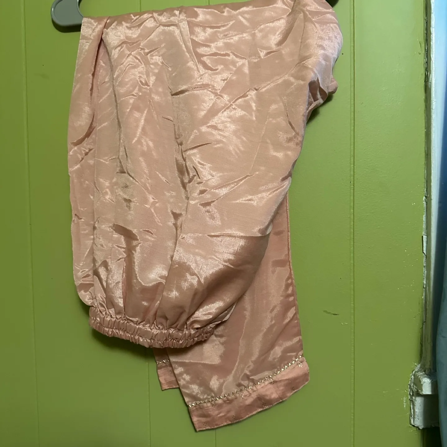 Peach Salwar Kameez Suit Set image indicator(4)