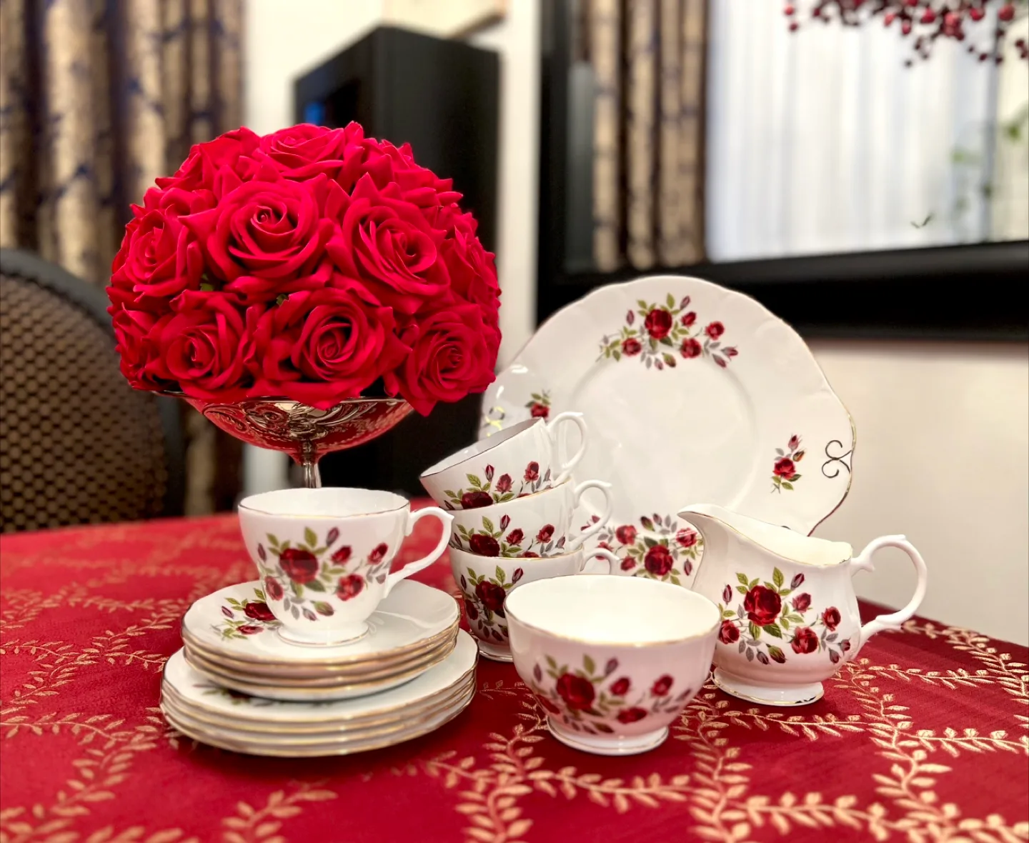 Duchess red rose teacup set for 4 thumbnail