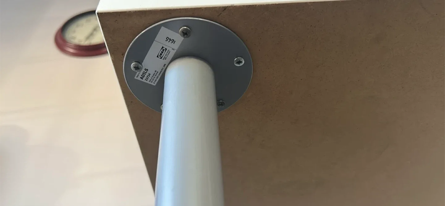 IKEA ADILS White Desk image indicator(3)