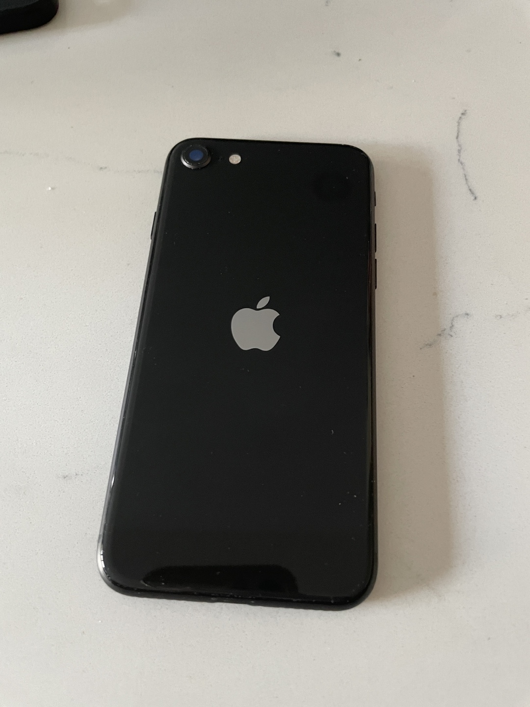 Apple iPhone SE (2nd Gen) - Black - photo 2