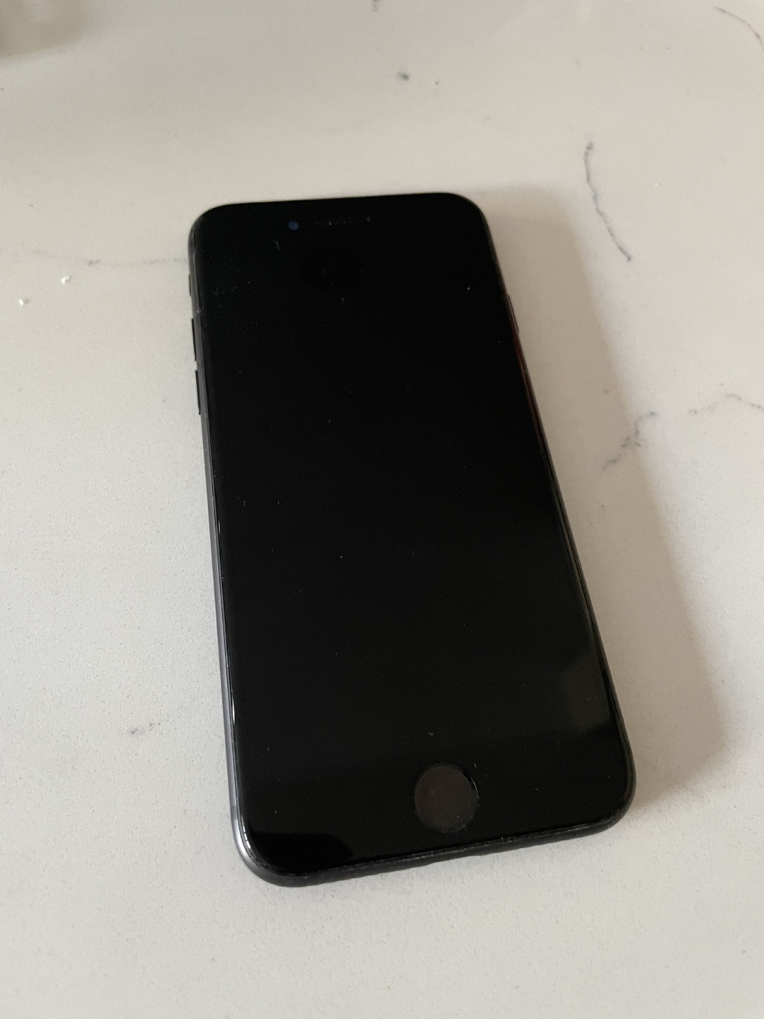 Apple iPhone SE (2nd Gen) - Black