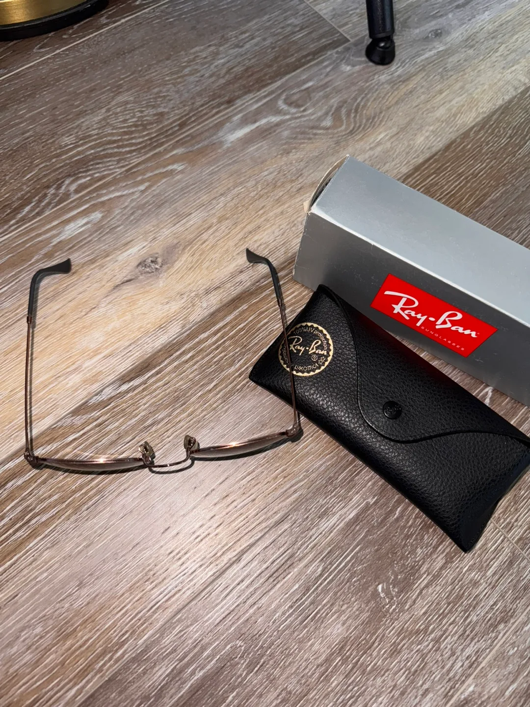 Ray-Ban copper frame sunglasses with original case image indicator(2)