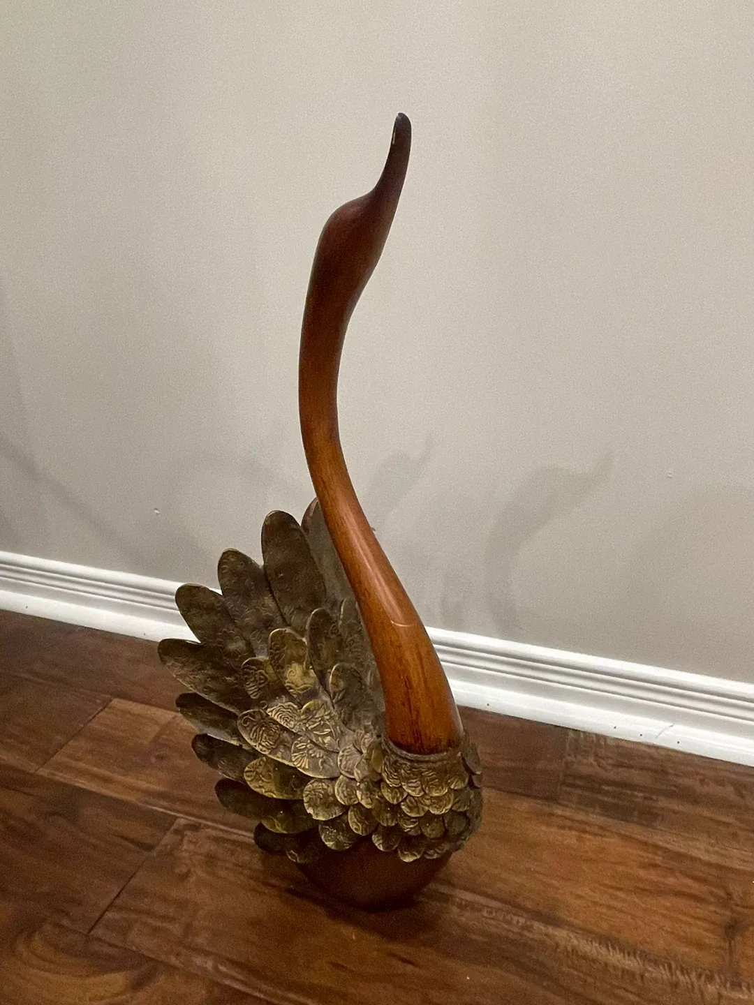 Swan Statue Wood & Metal image indicator(3)