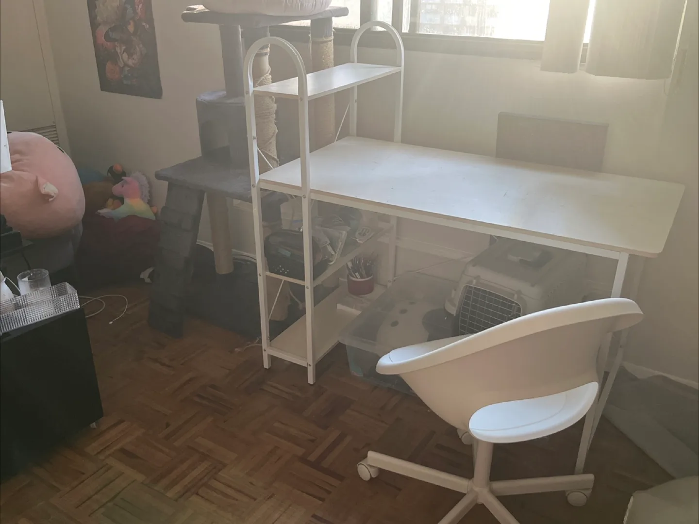 White Desk with Shelves and Rolling Chair image indicator(2)