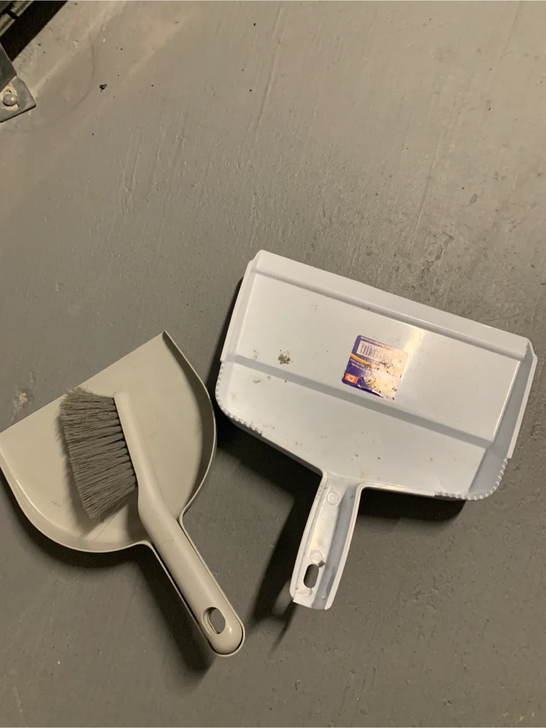 Dustpan and Brush Set thumbnail