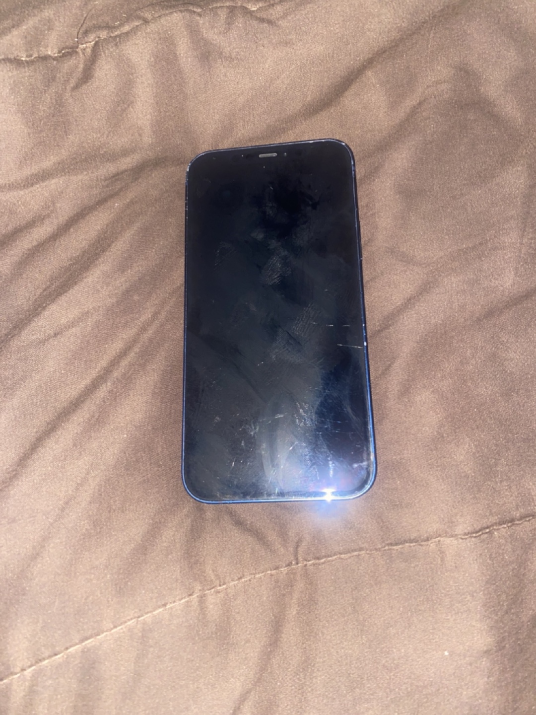 iPhone 12 (locked)