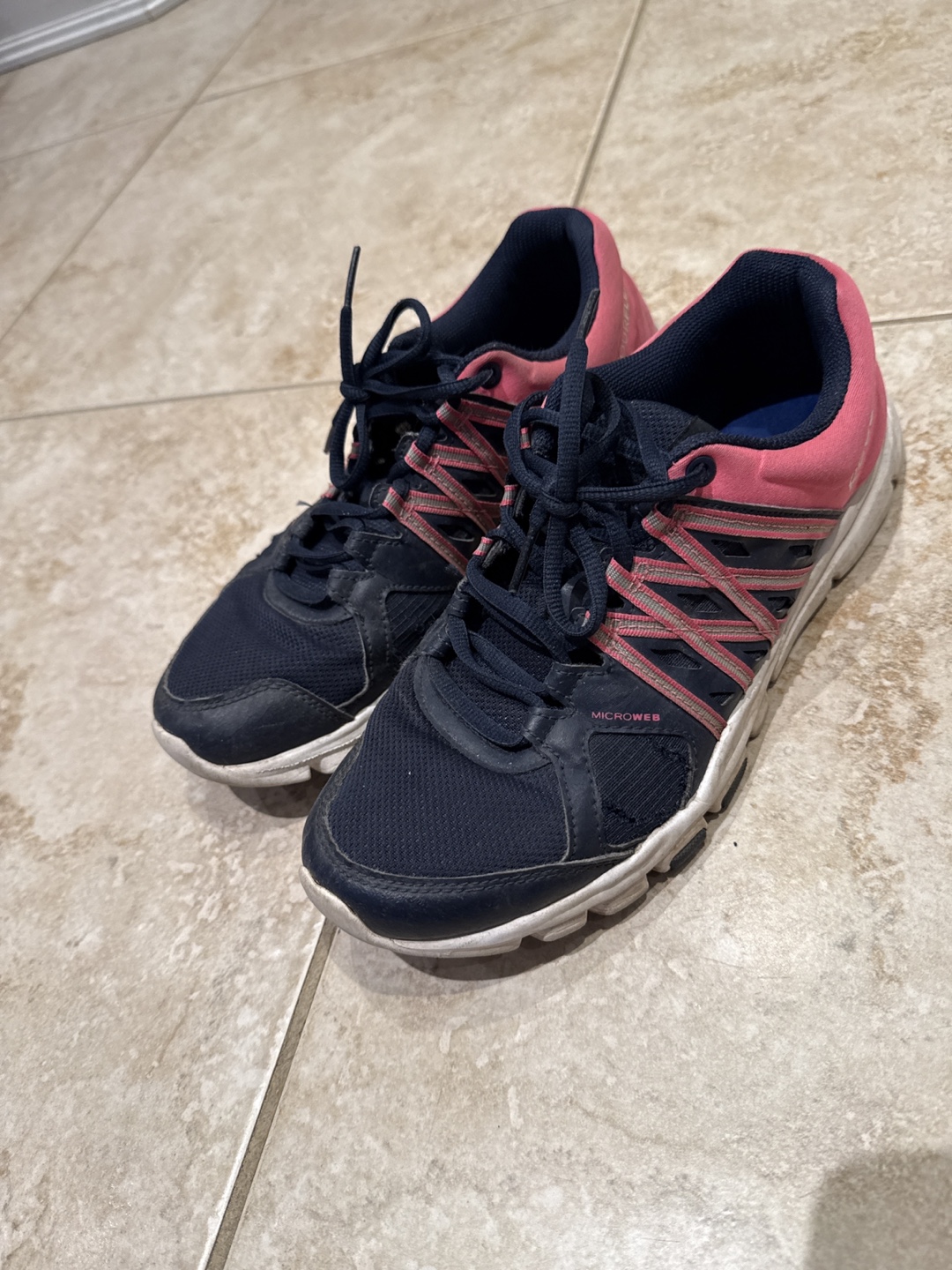 Reebok Running Shoes - Women's Size 9