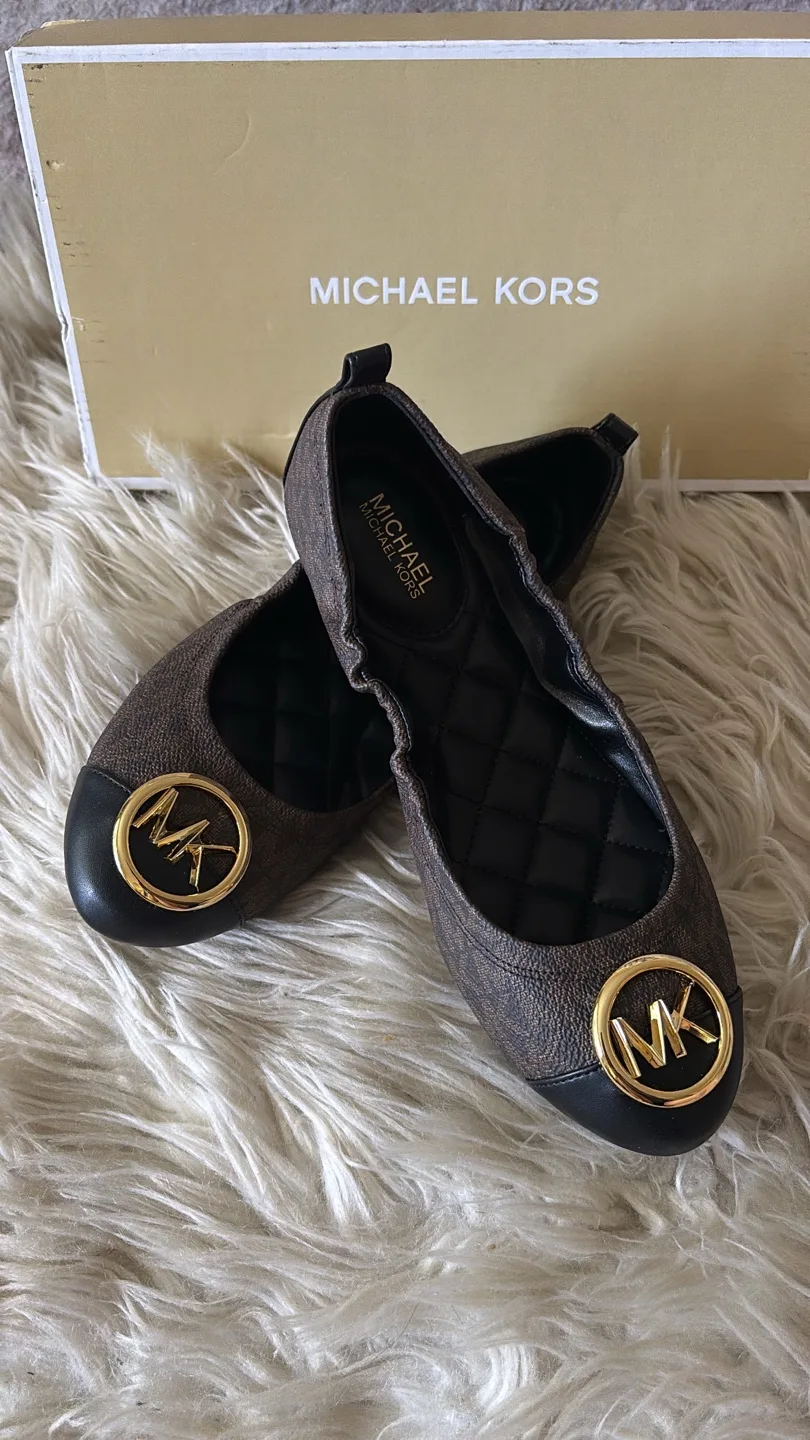 Michael Kors Carmen Ballet Flats - Size 6.5M