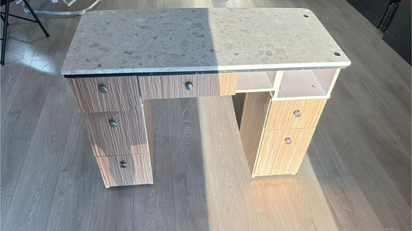 Manicure Table with Chair
