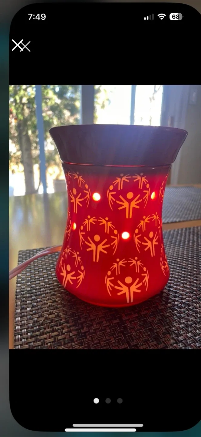 Electric Wax Warmer thumbnail