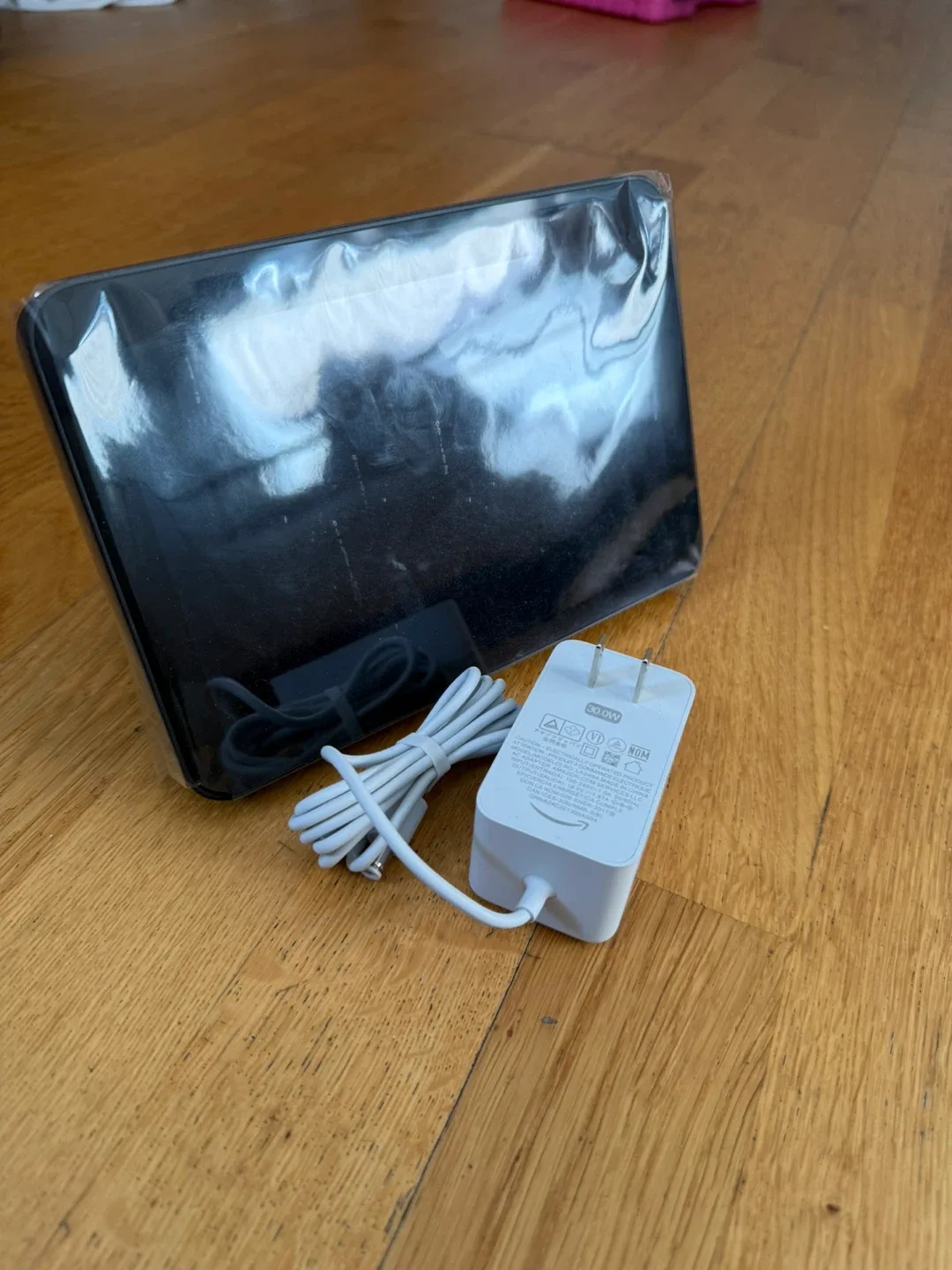 New Alexa Echo Show 8 (2nd Gen) Smart Display image indicator(3)