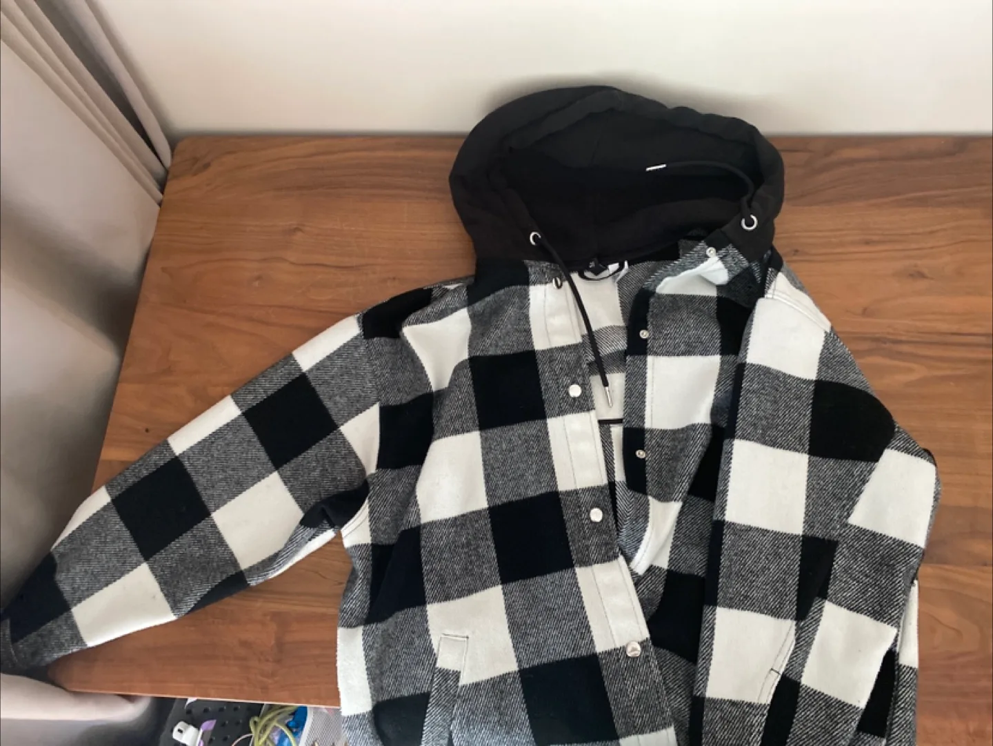 H&M Divided Plaid Jacket, Size S thumbnail