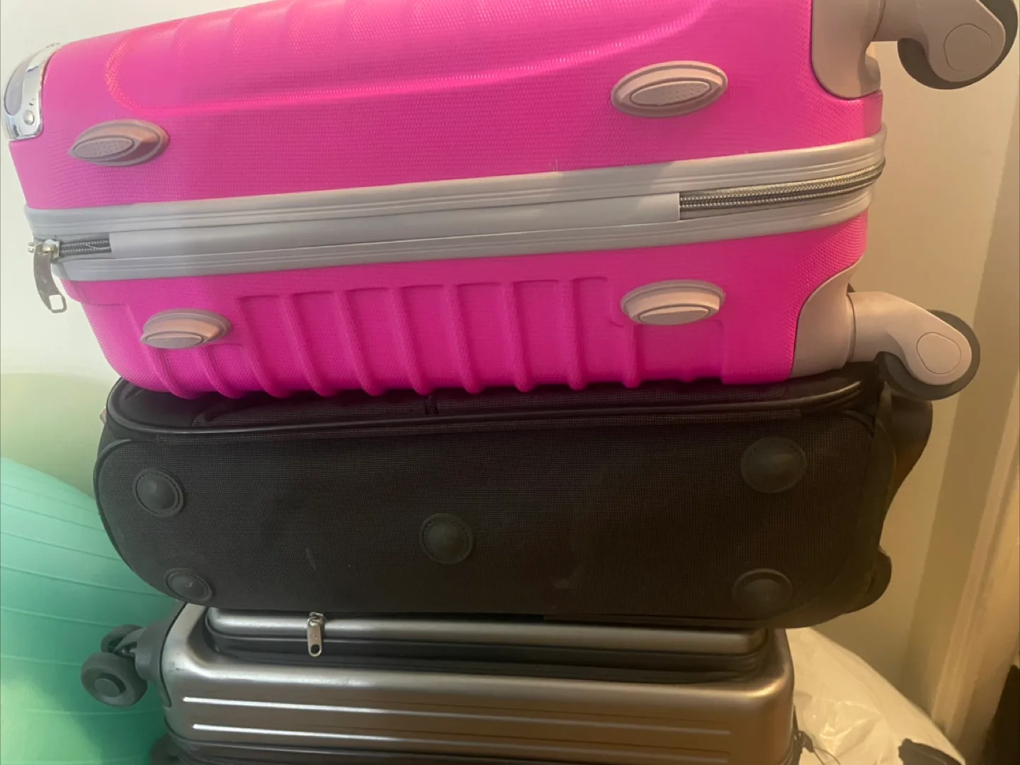 Samsonite small carry on Black Suitcase image indicator(10)