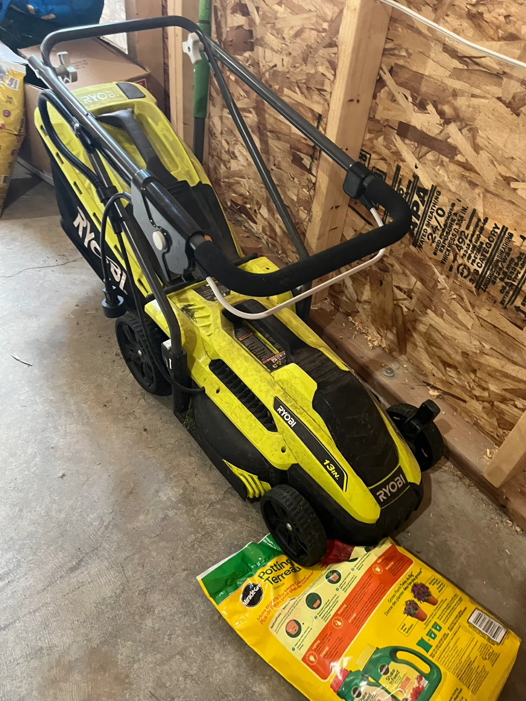Ryobi 13 Amp Electric Lawn Mower - photo 2